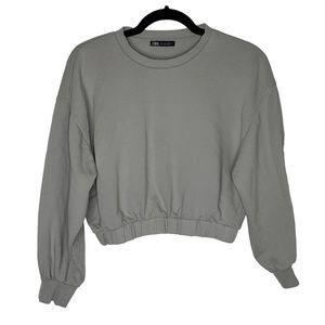 Zara women’s size large grey crew neck crop sweater